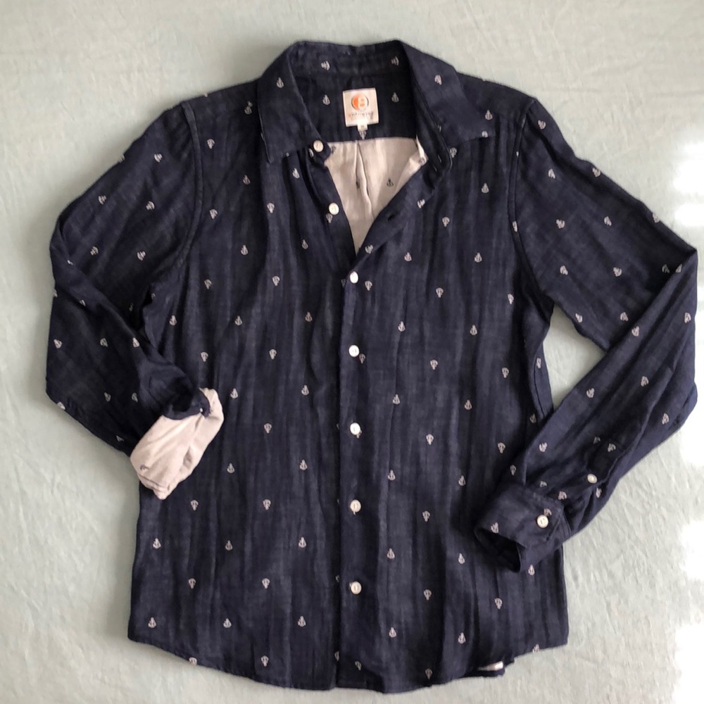 GENDER QUEER BUTTON DOWN! From Androgyny